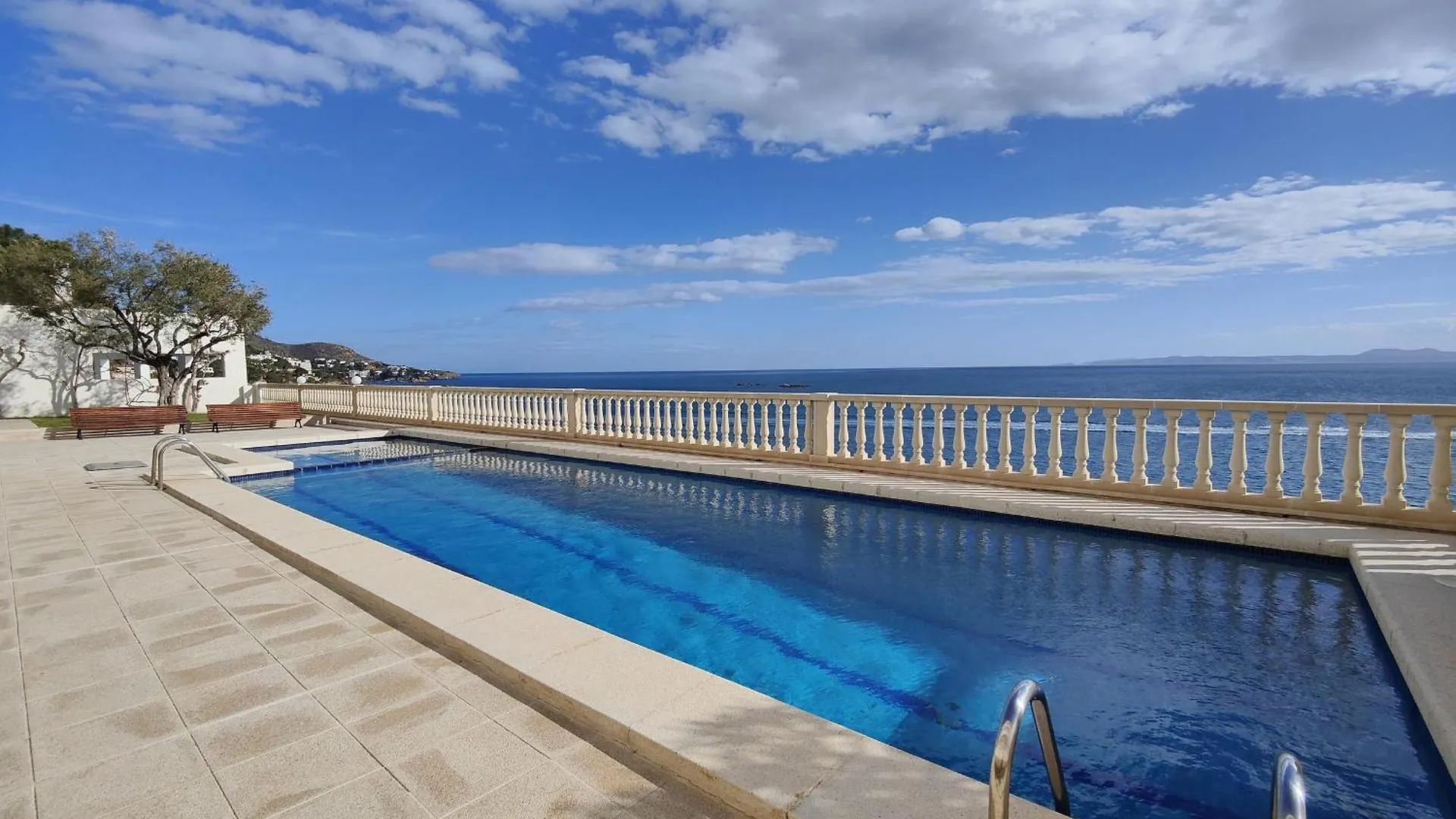 Lägenhet 3364 - Mediterraneo A 1-8, Vacaciones Sobre Las Rocas, 1ª Linea De Mar, Zona Privilegiada, Vista Al Mar. - Es-258-102 Rosas Spanien