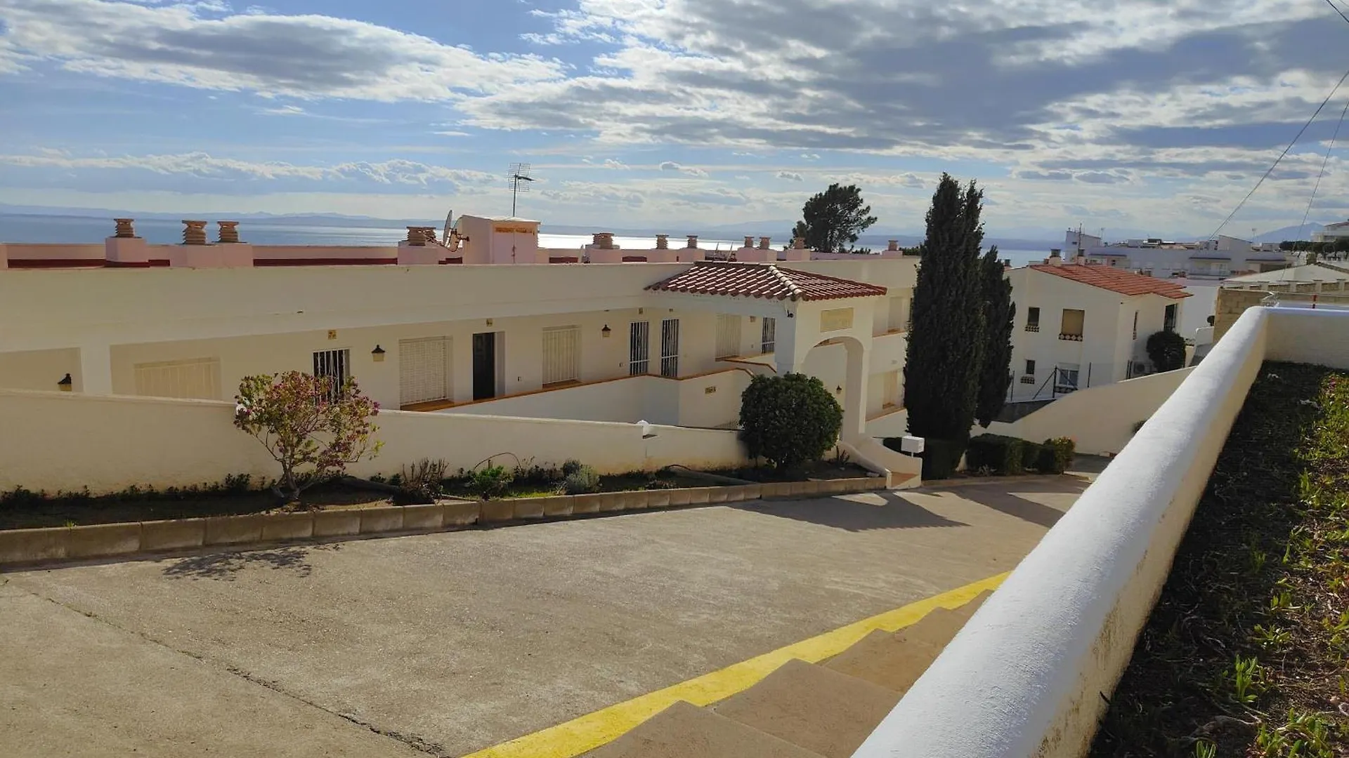 3364 - Mediterraneo A 1-8, Vacaciones Sobre Las Rocas, 1ª Linea De Mar, Zona Privilegiada, Vista Al Mar. - Es-258-102 罗萨斯 公寓